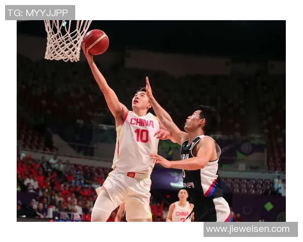 美国梦之队与中国男篮的巅峰对决展现篮球激情与文化碰撞 美国梦之队与中国男篮的巅峰对决展现篮球激情与文化碰撞